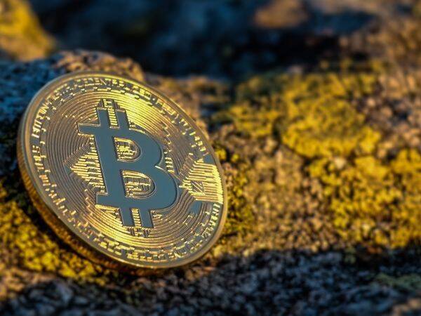 Bitcoin i Kryptowaluty: Kompletny przewodnik dla początkujących do inwestowania w Bitcoin